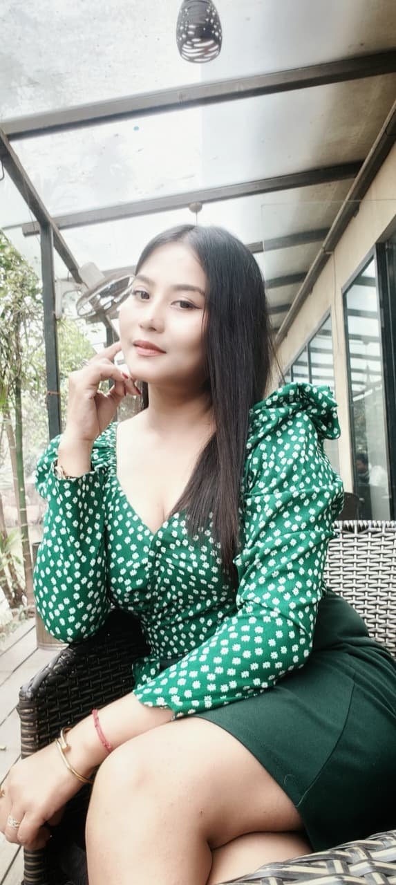 MoonMoon personal profile
